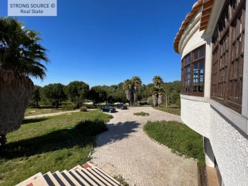 Moradia T6 para Venda em Sesimbra (Castelo)