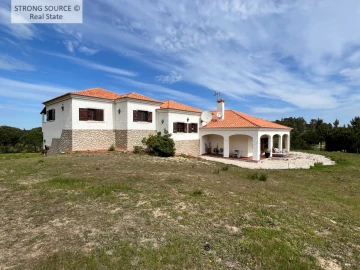 Moradia T6 para Venda em Sesimbra (Castelo)