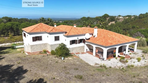 Moradia T6 para Venda em Sesimbra (Castelo)