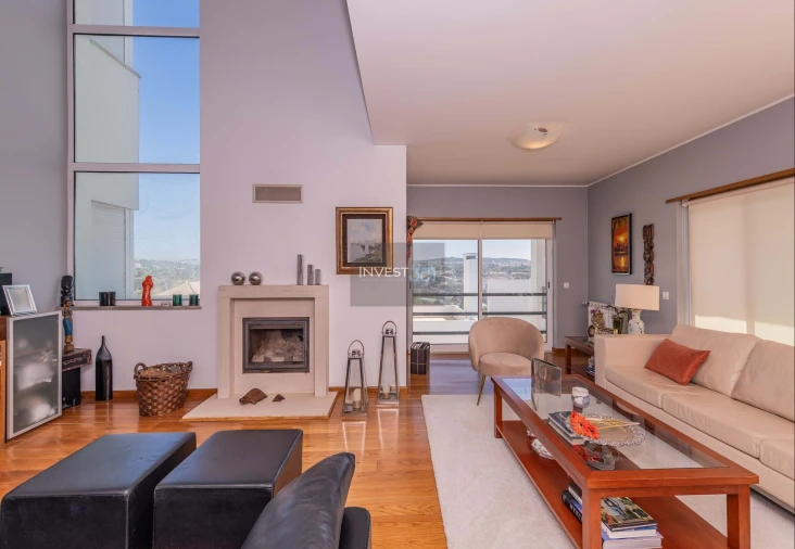 Moradia T5 para Arrendamento em Oeiras e São Julião da Barra, Paço de Arcos e Caxias Foto 16