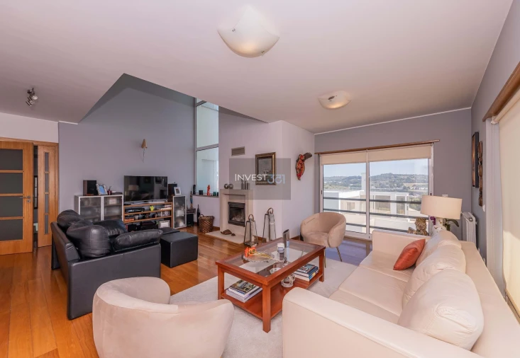 Moradia T5 para Arrendamento em Oeiras e São Julião da Barra, Paço de Arcos e Caxias Foto 17