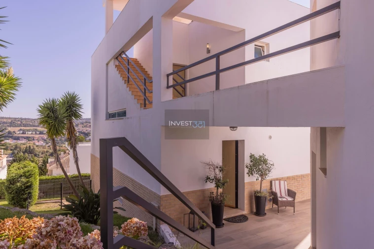 Moradia T5 para Arrendamento em Oeiras e São Julião da Barra, Paço de Arcos e Caxias Foto 41