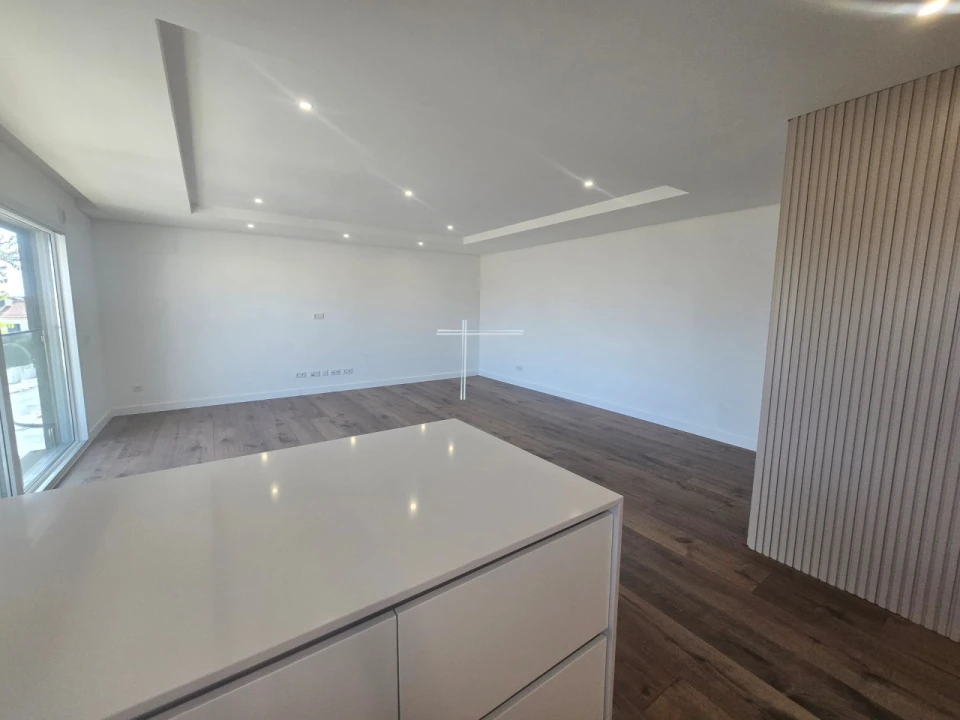 Apartamento T3 para Venda em Laranjeiro e Feijó Foto 5