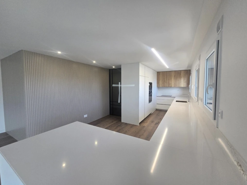 Apartamento T3 para Venda em Laranjeiro e Feijó Foto 6