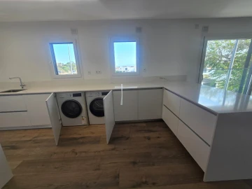 Apartamento T3 para Venda em Laranjeiro e Feijó