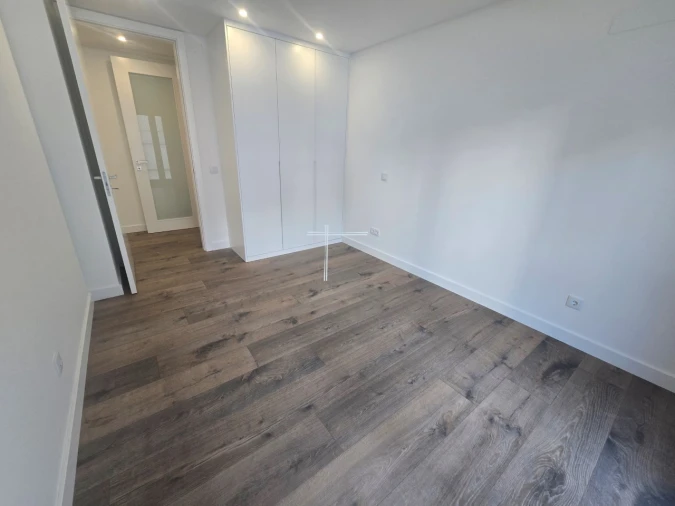 Apartamento T3 para Venda em Laranjeiro e Feijó Foto 18