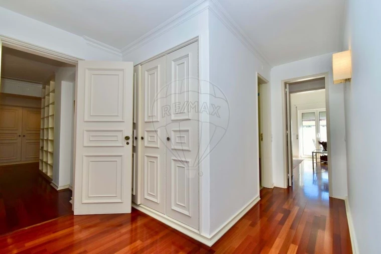 Apartamento T4 para Arrendamento férias em Cascais e Estoril Foto 15