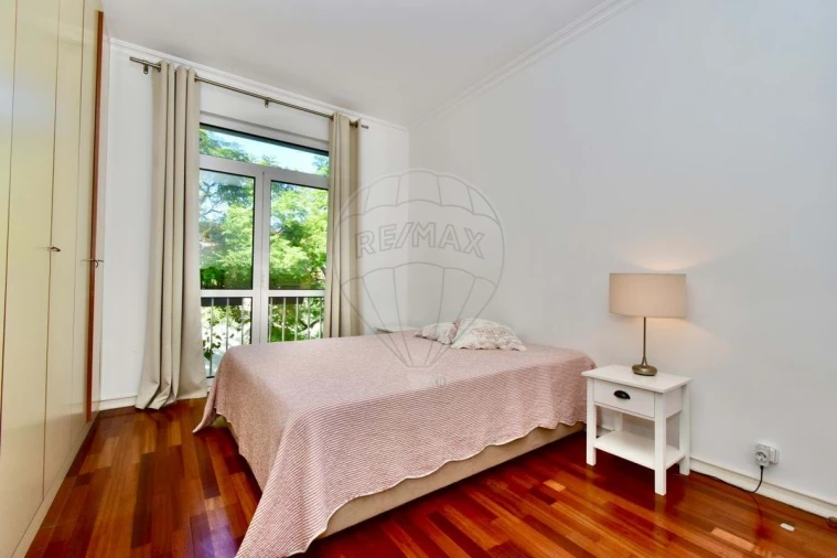 Apartamento T4 para Arrendamento férias em Cascais e Estoril Foto 14