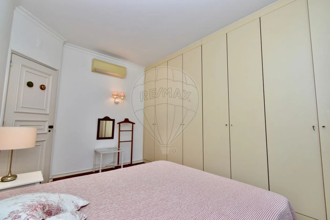 Apartamento T4 para Arrendamento férias em Cascais e Estoril Foto 13