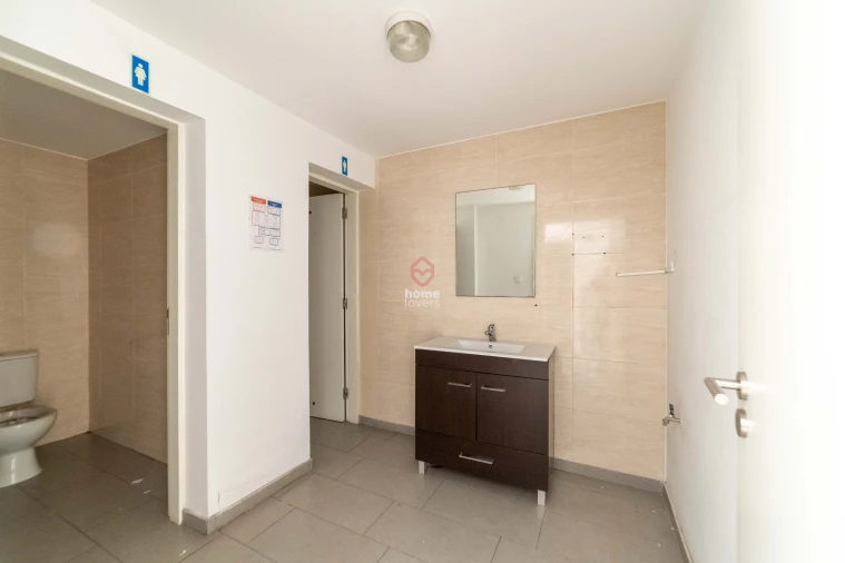 Negócio para Arrendamento em Moscavide e Portela Foto 14