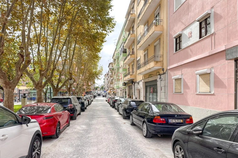 Negócio para Arrendamento em Moscavide e Portela Foto 2