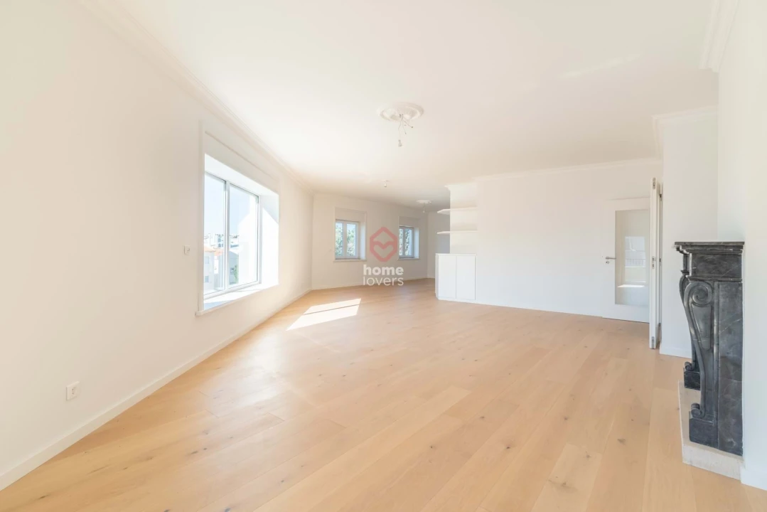 Apartamento T4 para Venda em Cascais e Estoril Foto 5
