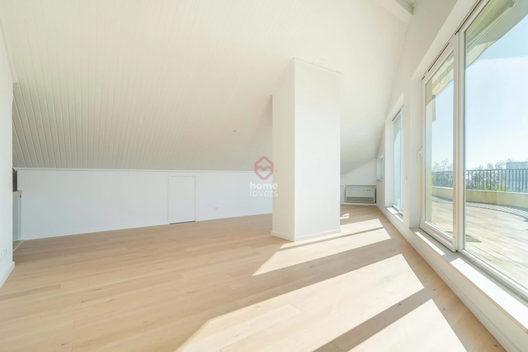 Apartamento T4 para Venda em Cascais e Estoril Foto 38