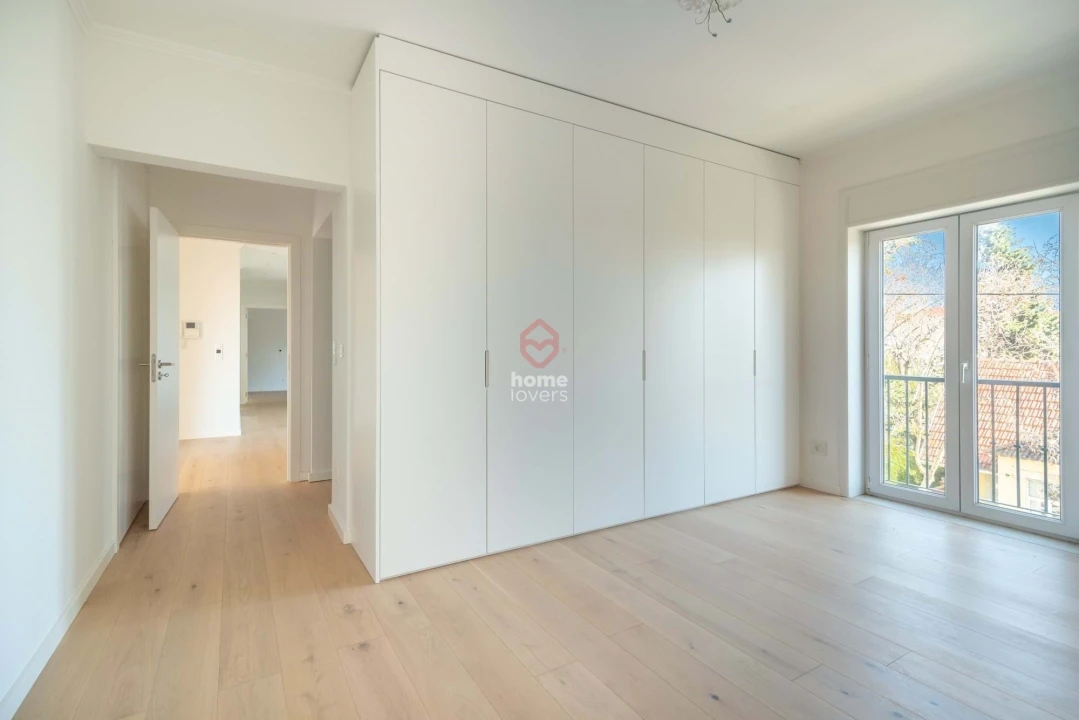 Apartamento T4 para Venda em Cascais e Estoril Foto 22