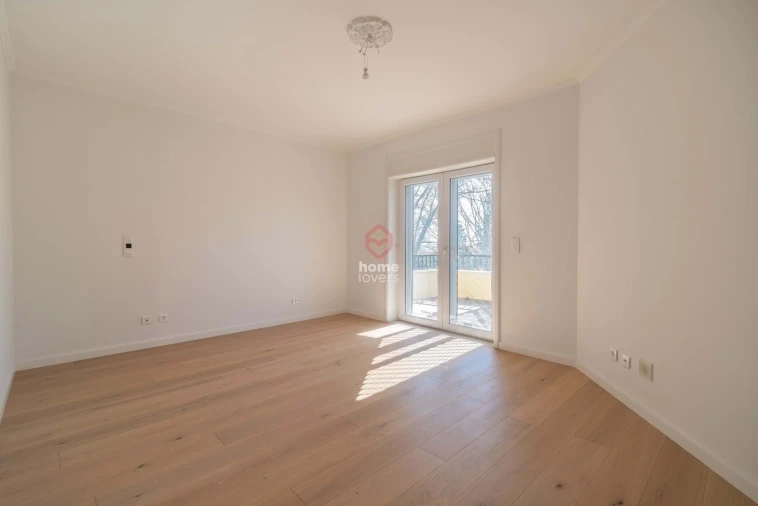 Apartamento T4 para Venda em Cascais e Estoril Foto 17