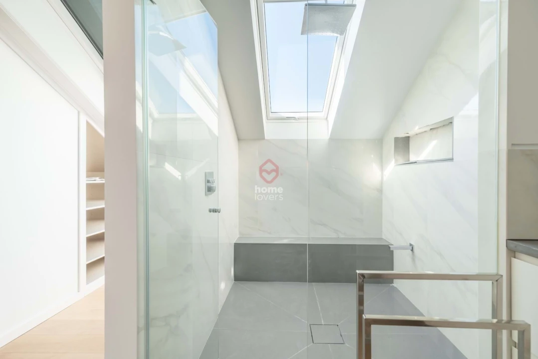 Apartamento T4 para Venda em Cascais e Estoril Foto 44