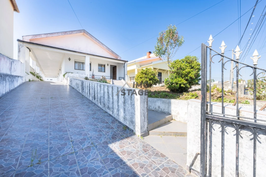 Moradia T2 para Venda em Espinho Foto 22