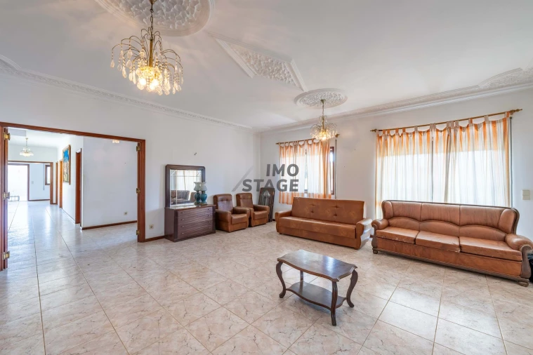 Moradia T2 para Venda em Paramos Foto 10