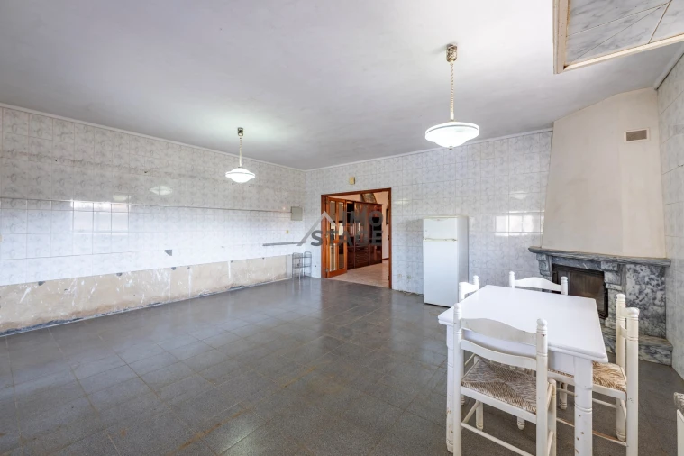 Moradia T2 para Venda em Paramos Foto 7