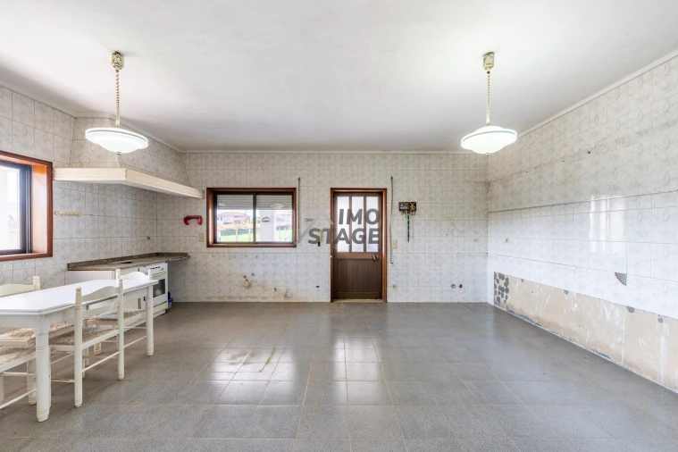 Moradia T2 para Venda em Paramos Foto 8