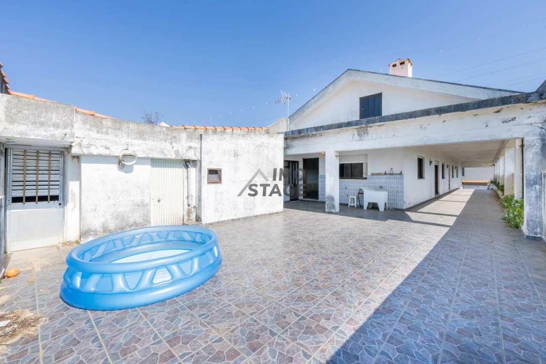 Moradia T2 para Venda em Espinho Foto 2