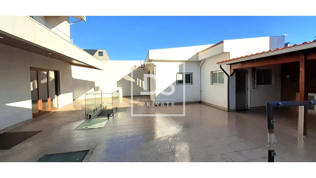 Moradia T4 para Venda em Ermesinde Foto 31