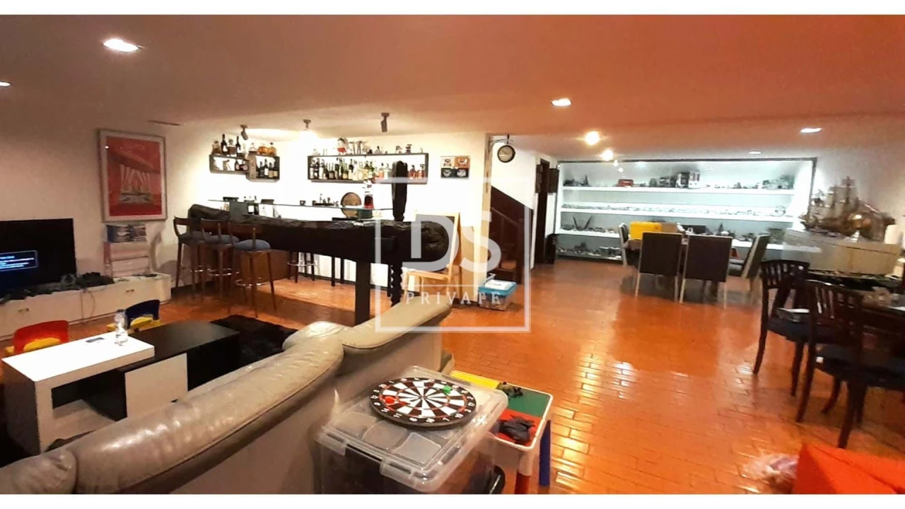 Moradia T4 para Venda em Ermesinde Foto 24