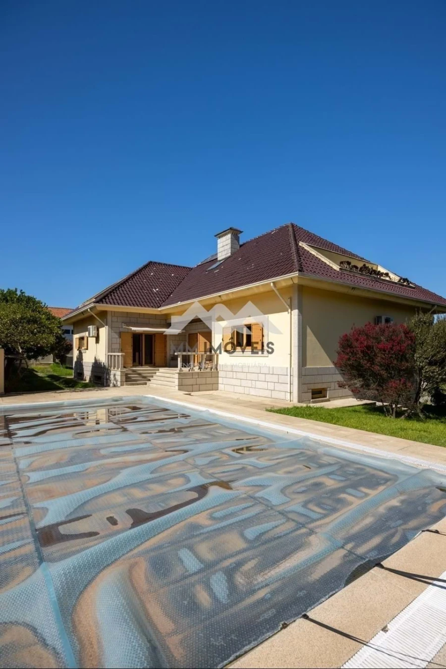 Moradia T5 para Venda em Grijo Foto 56