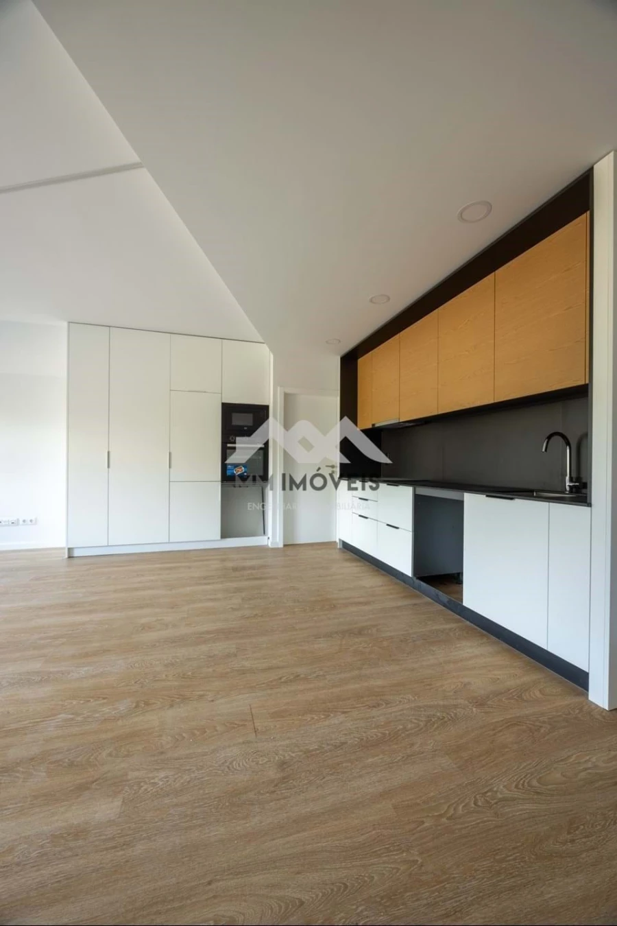 Apartamento T2 para Venda em Argoncilhe Foto 18