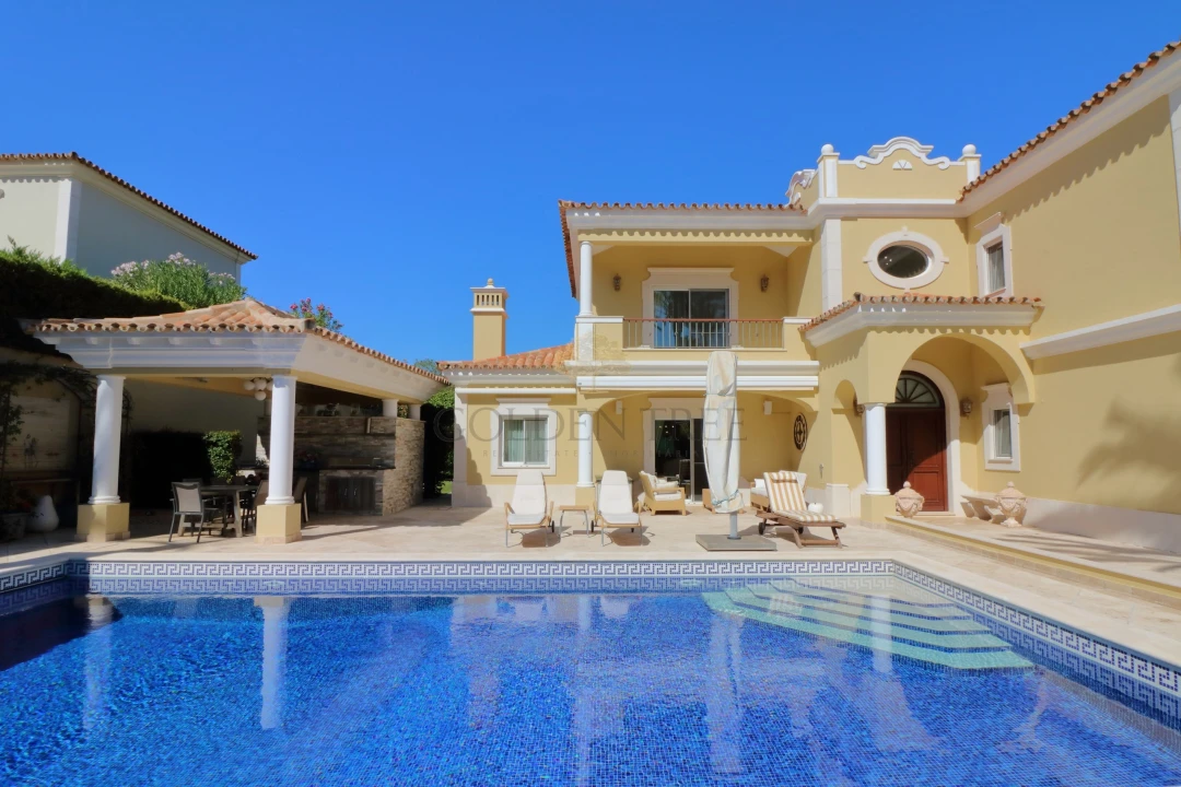 Moradia T4 para Venda em Almancil Foto 32