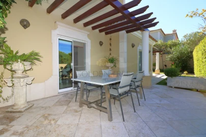 Moradia T4 para Venda em Almancil