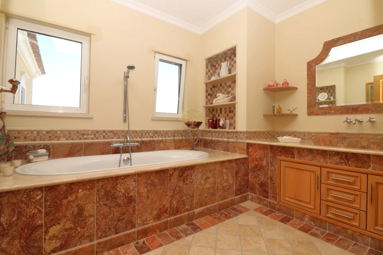 Moradia T4 para Venda em Almancil Foto 27