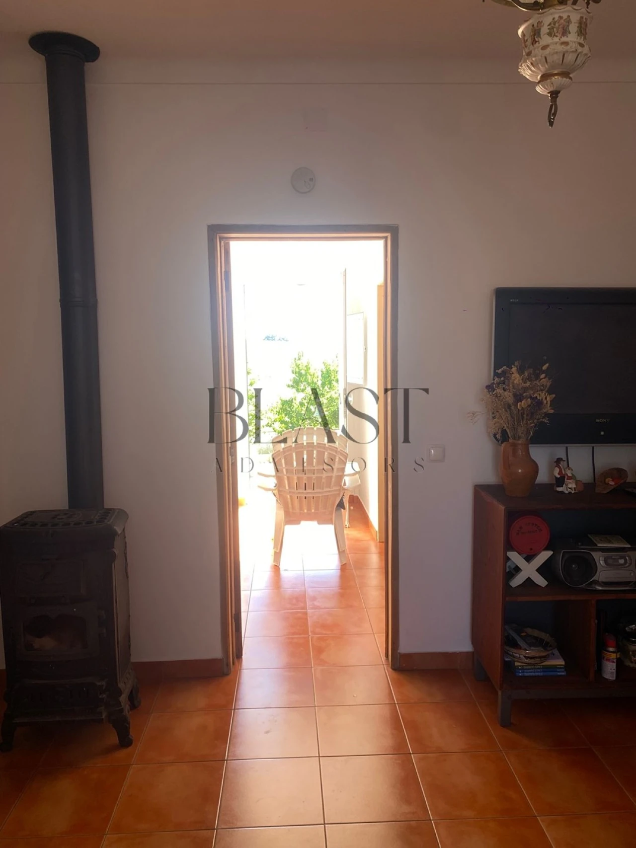 Moradia T2 para Venda em Abela Foto 15