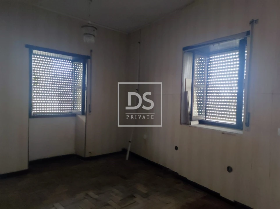 Moradia T4 para Venda em Salreu Foto 40