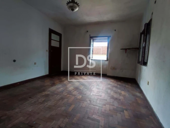 Moradia T4 para Venda em Salreu Foto 17