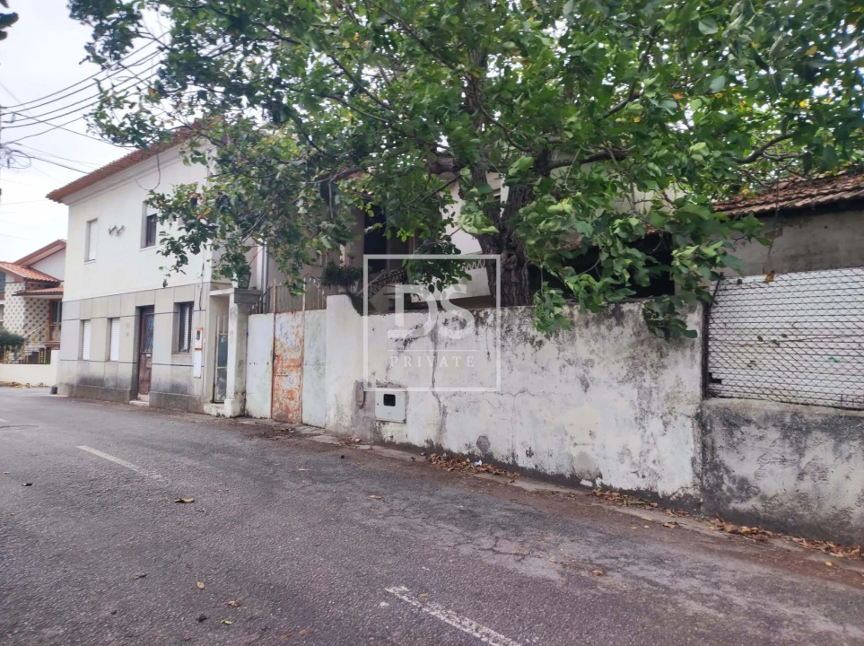 Moradia T4 para Venda em Salreu Foto 9