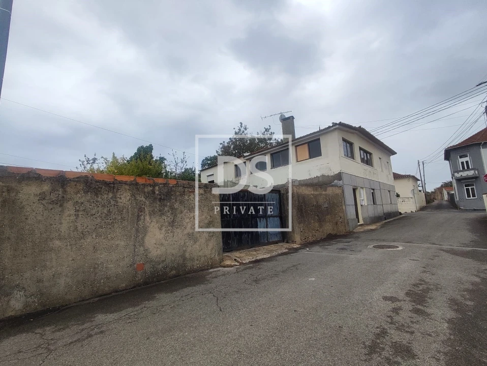 Moradia T4 para Venda em Salreu Foto 44