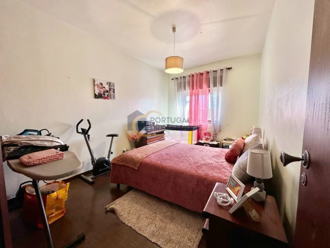 Apartamento T2 para Venda em São Bartolomeu de Messines Foto 6