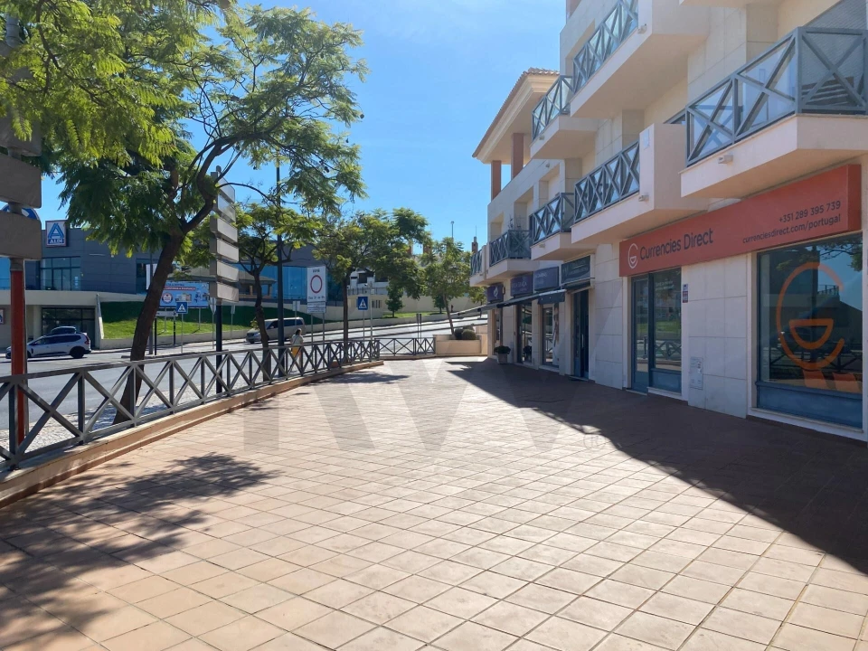 Negócio para Arrendamento férias em Albufeira e Olhos de Água Foto 9