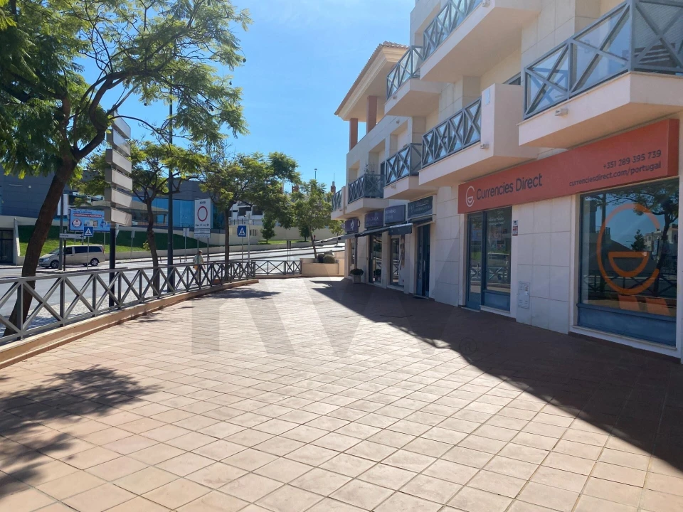 Negócio para Arrendamento férias em Albufeira e Olhos de Água Foto 8