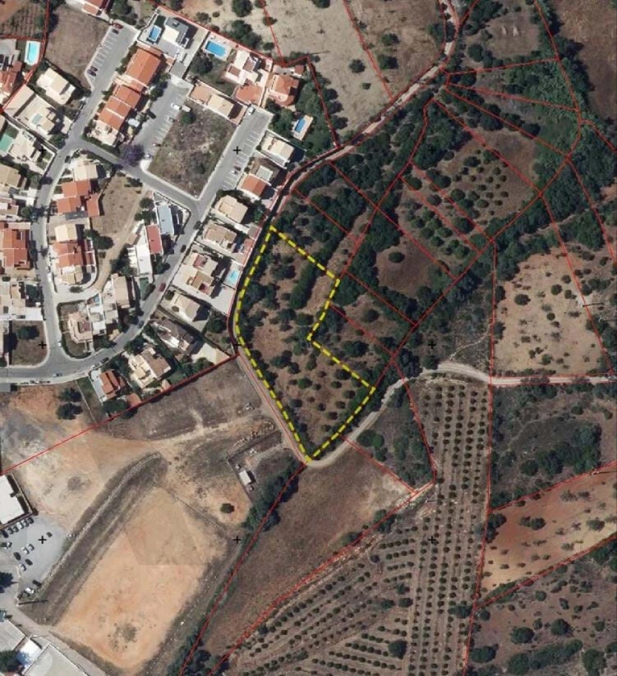 Terreno para Venda em Olhão Foto 11