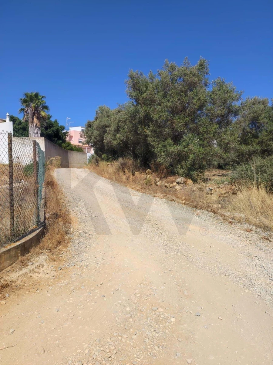 Terreno para Venda em Olhão Foto 2