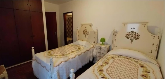 Apartamento T4 para Venda em Portimão