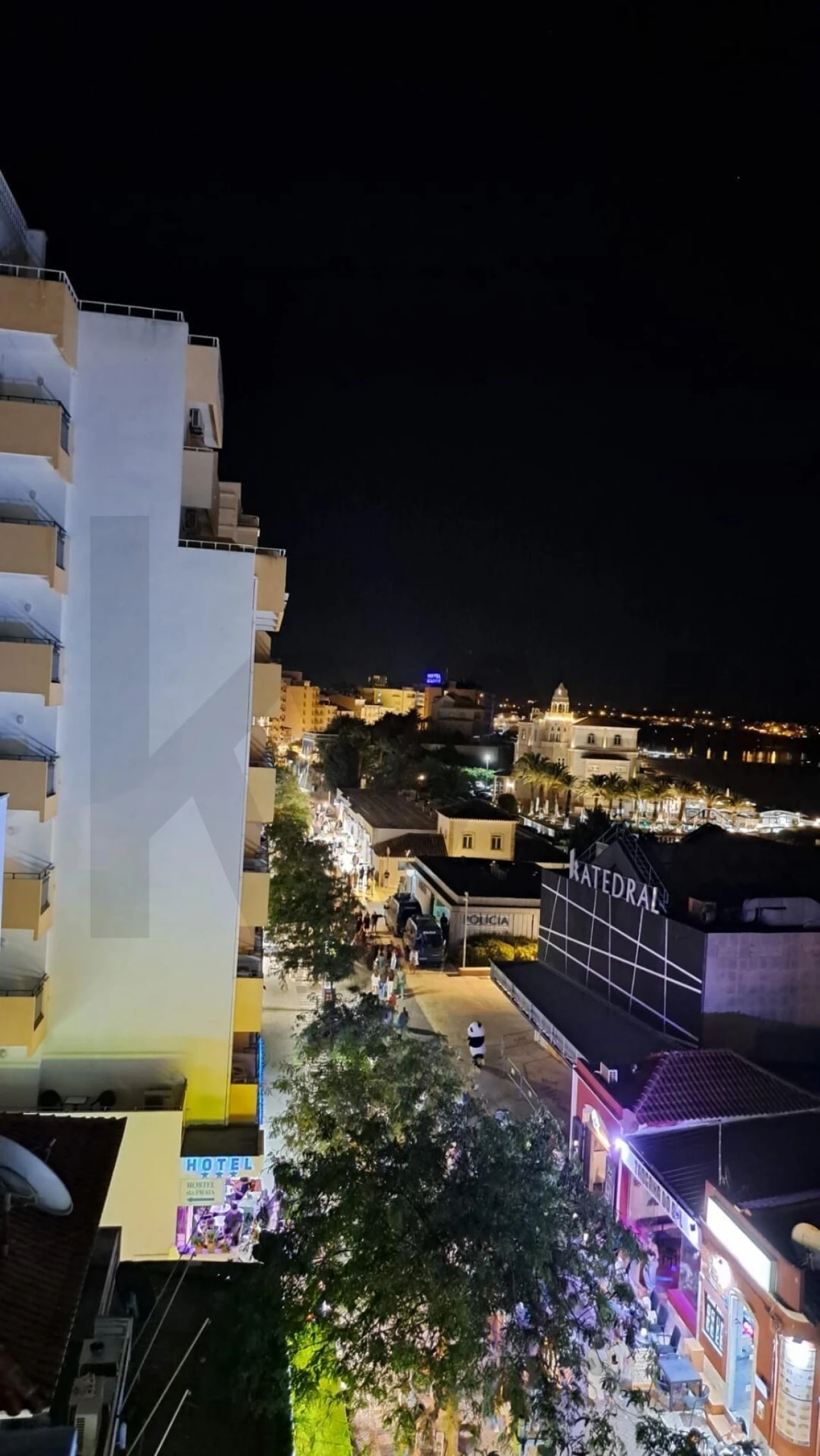 Apartamento T4 para Venda em Portimão Foto 34