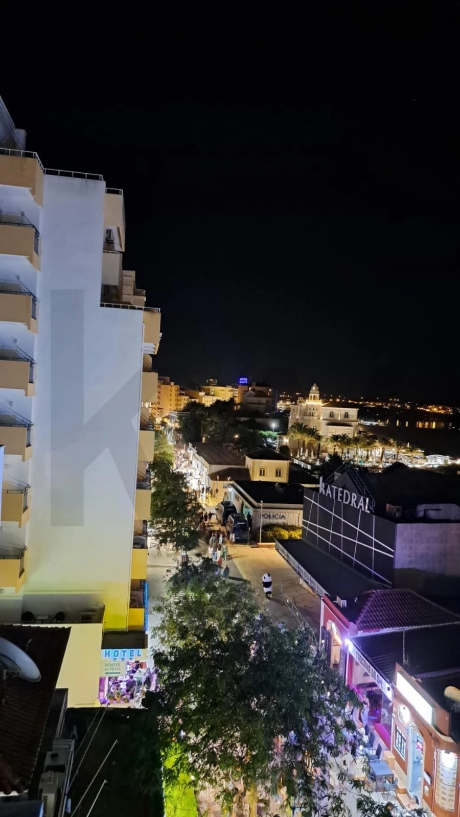 Apartamento T4 para Venda em Portimão Foto 34