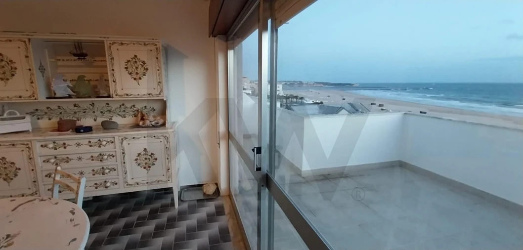 Apartamento T4 para Venda em Portimão Foto 19