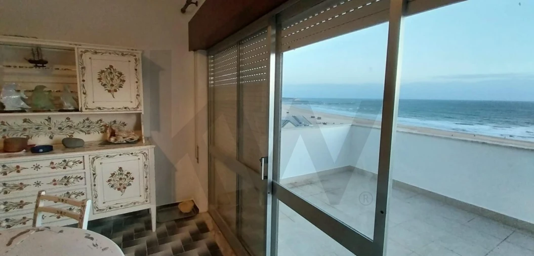Apartamento T4 para Venda em Portimão Foto 13