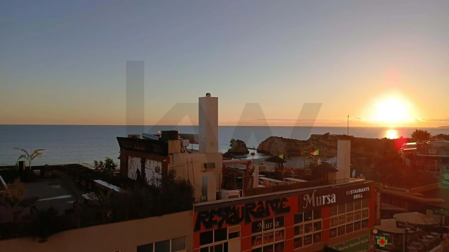 Apartamento T4 para Venda em Portimão Foto 11