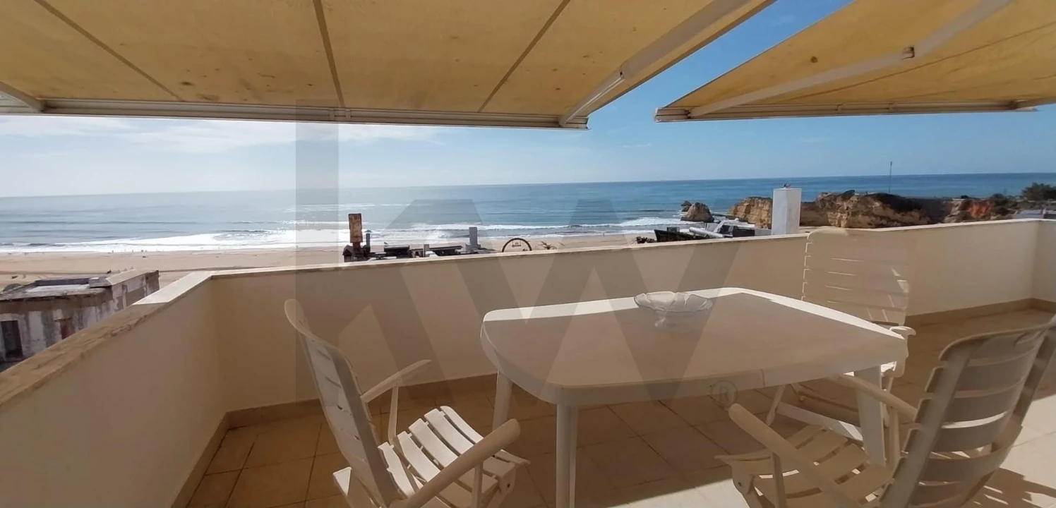 Apartamento T4 para Venda em Portimão Foto 1