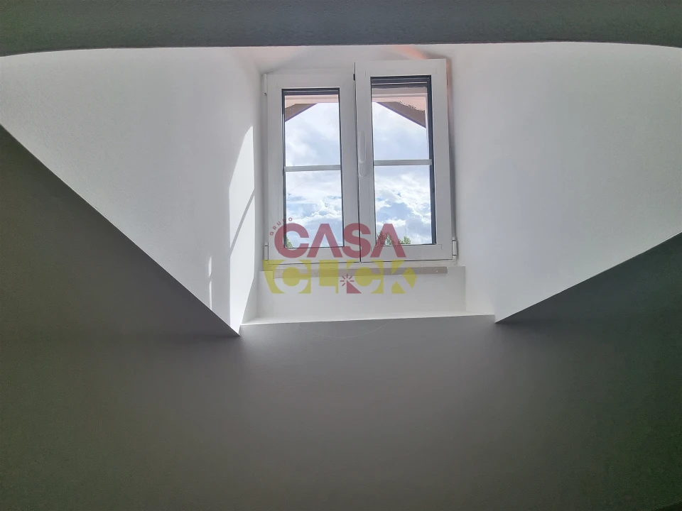 Apartamento T2 para Arrendamento em Torres Novas (Santa Maria, Salvador e Santiago) Foto 91